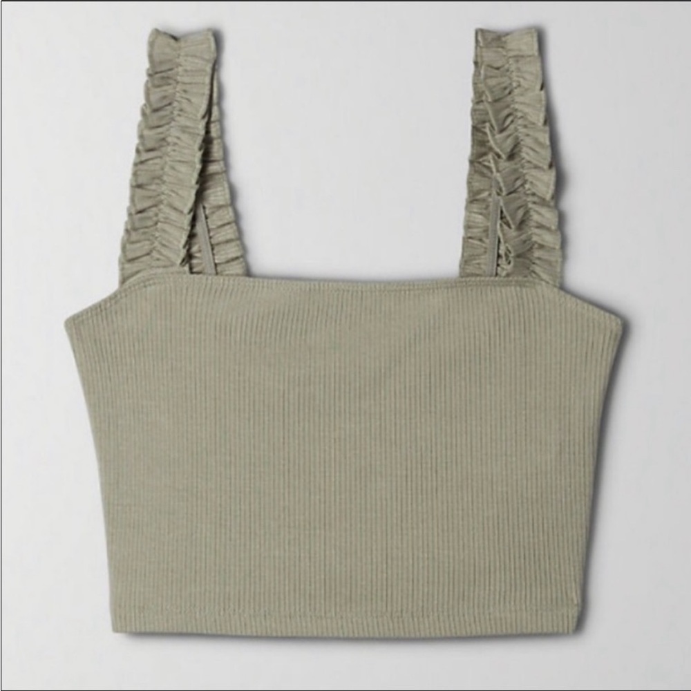 ARITZIA ruffle sleeve olive green crop top